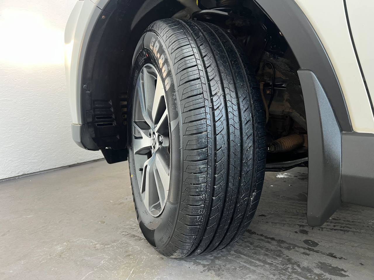 Used 2018 Toyota RAV4 XLE w/ Plus Extra Value Package image 32