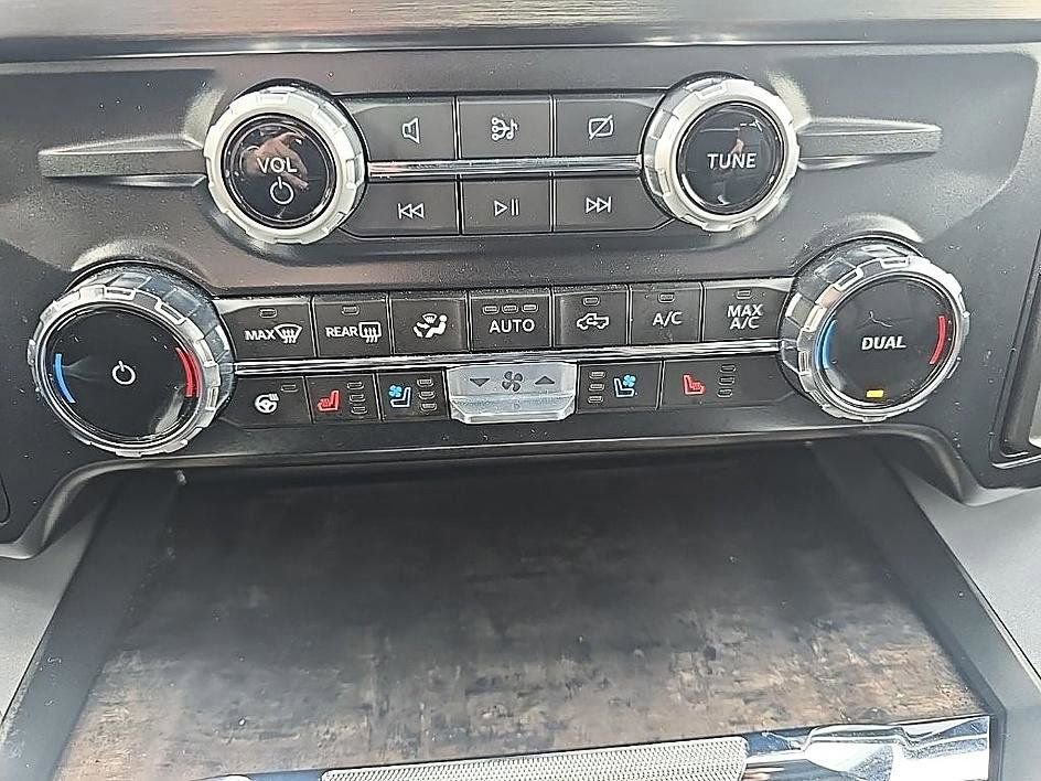 Used 2024 Ford F250 Lariat w/ Lariat Ultimate Package image 23