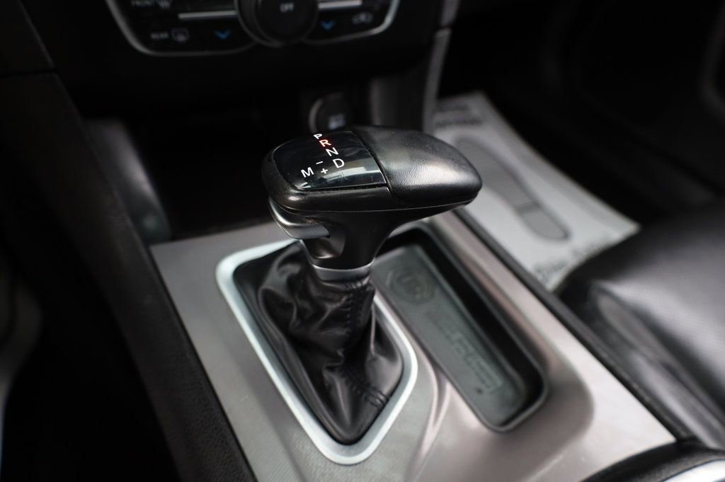 Used 2022 Dodge Charger SXT w/ Leather Interior Group image 42
