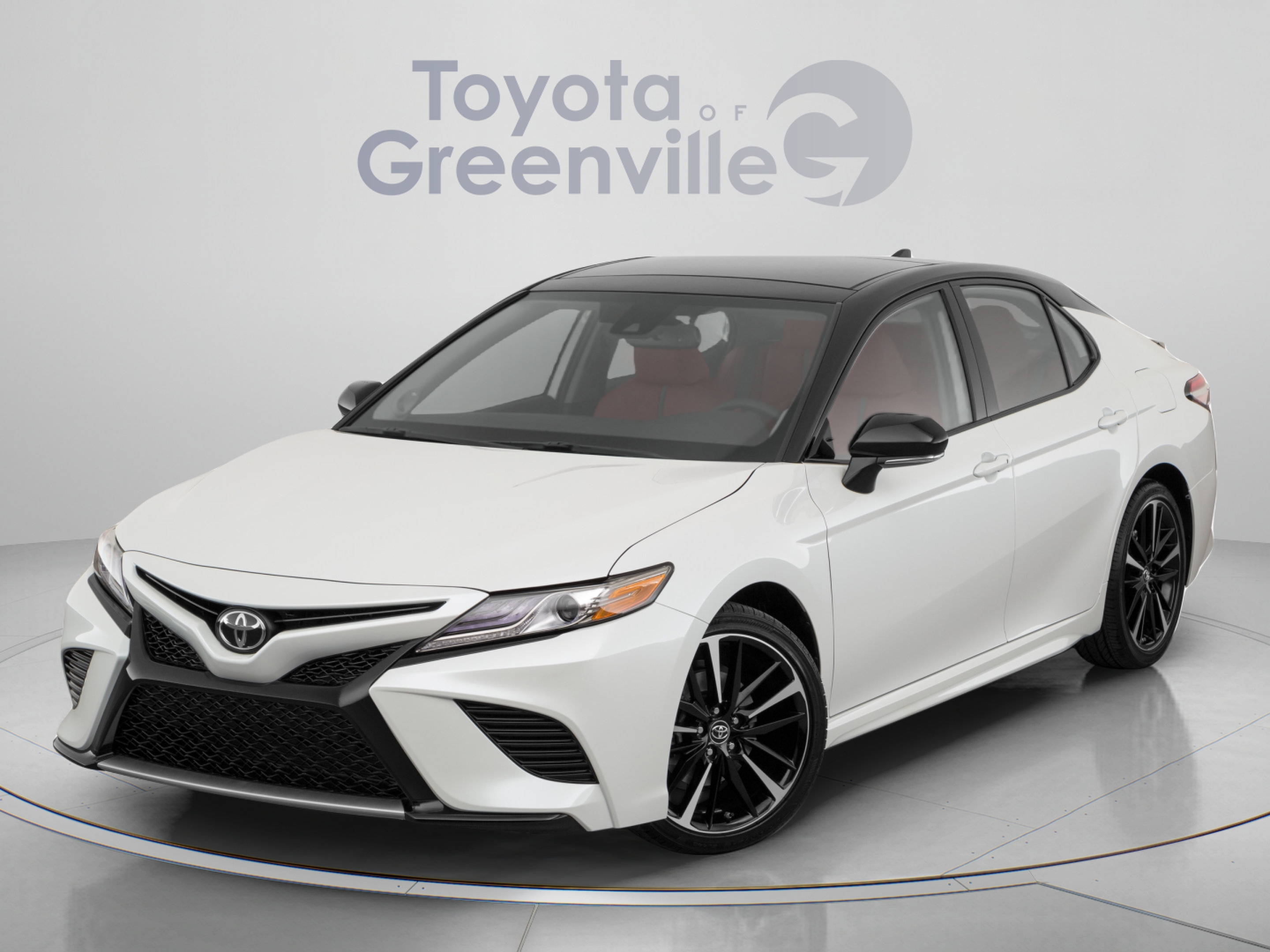 Used 2020 Toyota Camry XSE FWD image 11