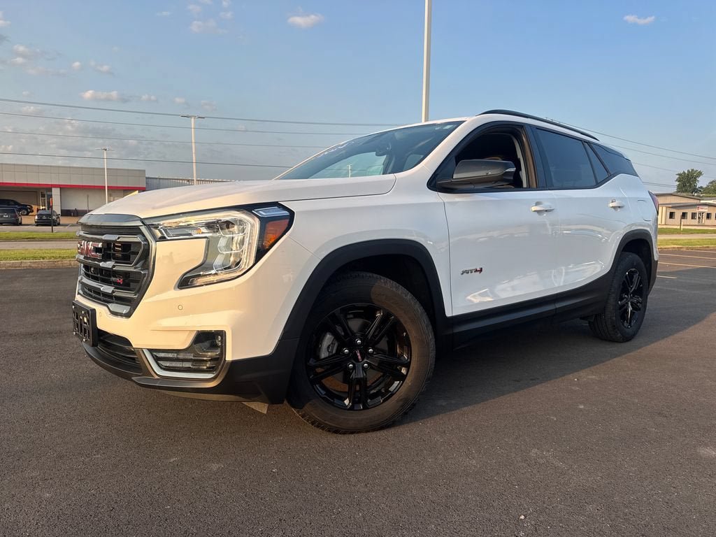 Used 2024 GMC Terrain AT4 w/ Infotainment Package II AWD/4WD image 1