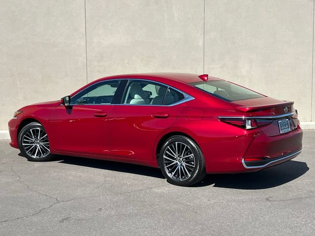 Used 2024 Lexus ES 300h w/ Premium Package FWD image 6