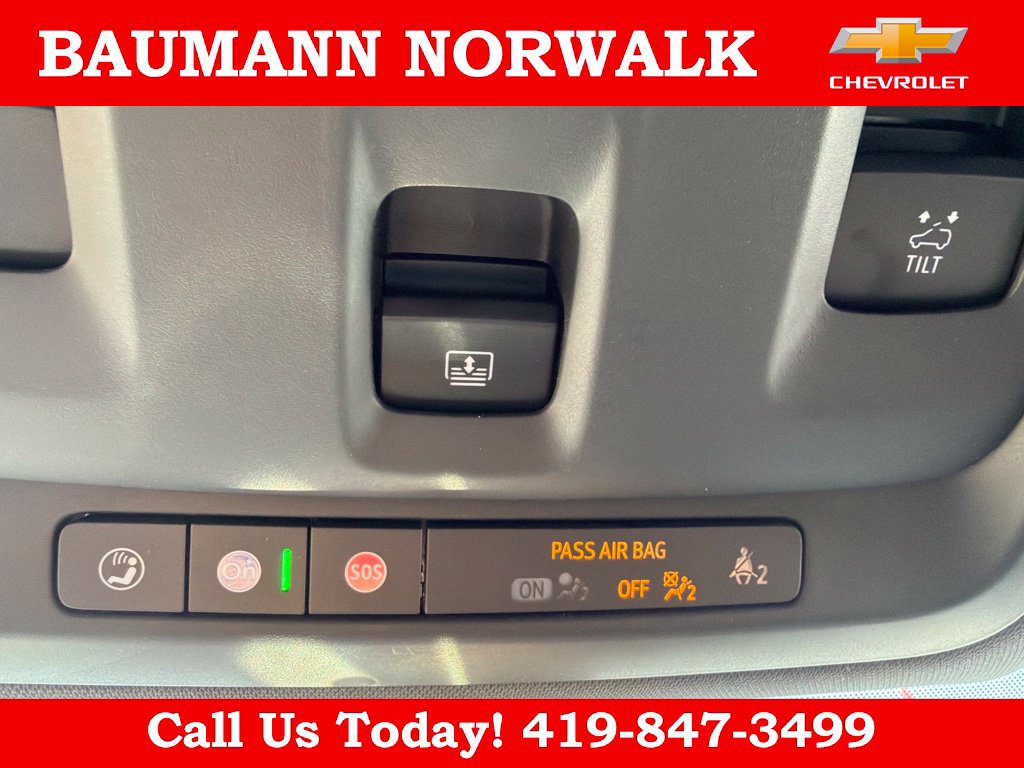 Used 2021 Chevrolet Tahoe LT w/ LT Signature Package AWD/4WD image 32