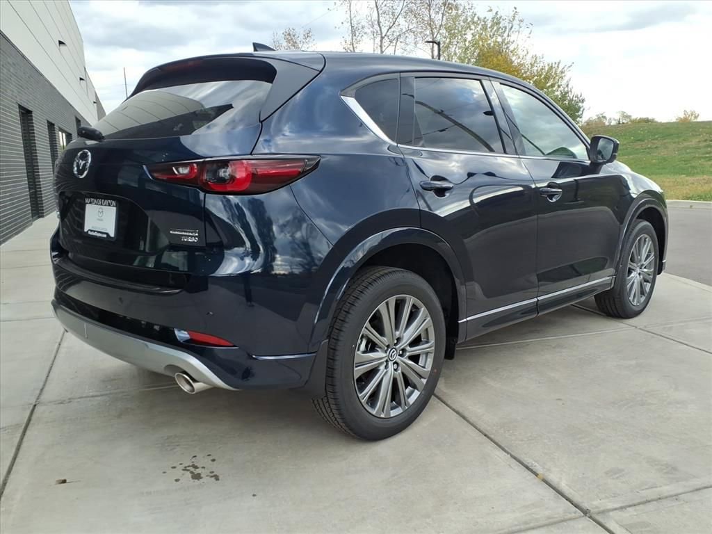 New 2025 MAZDA CX-5 Signature image 7