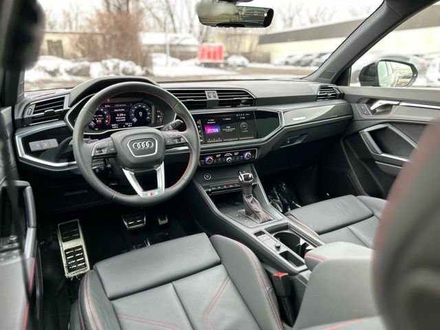 Used 2025 Audi Q3 2.0T Premium Plus image 20