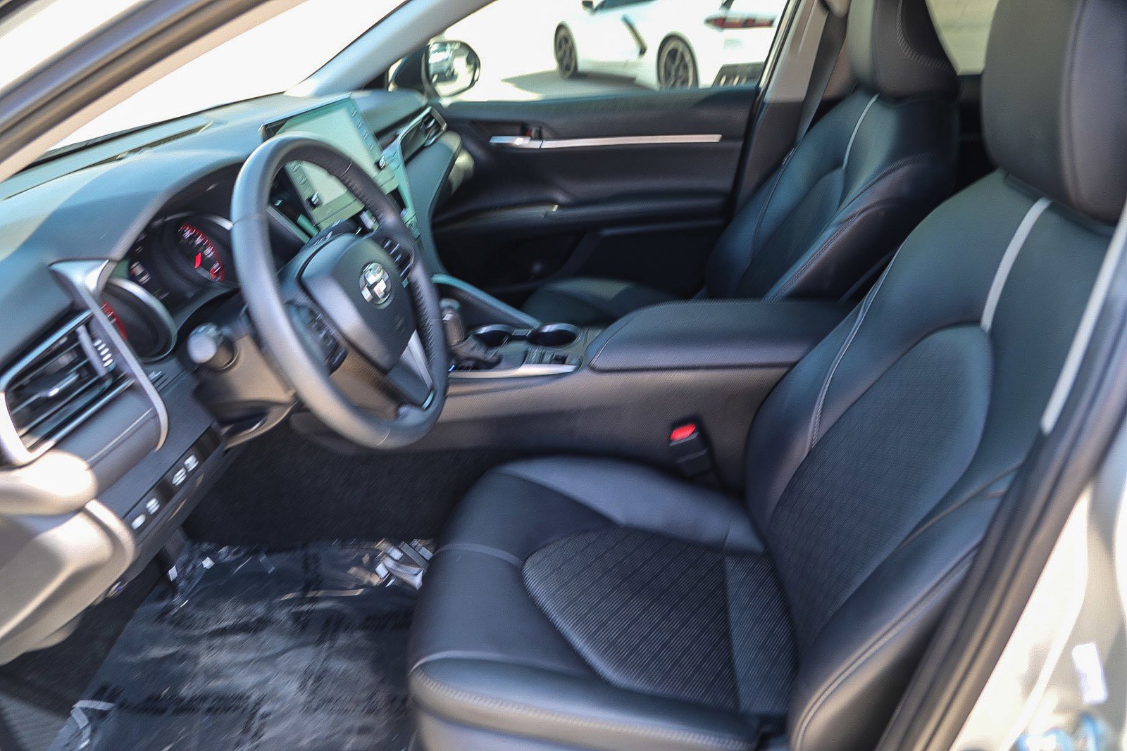 Used 2024 Toyota Camry XSE image 17