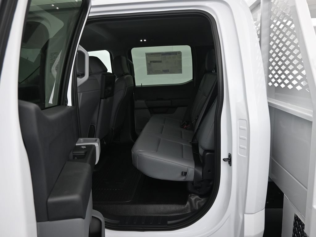 New 2026 Ford F350 XL w/ XL Chrome Package RWD image 15