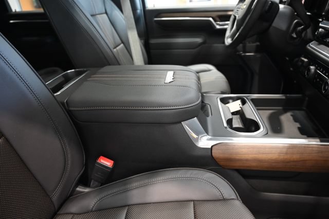 New 2026 Chevrolet Silverado 3500 High Country w/ High Country Premium Package AWD/4WD image 24