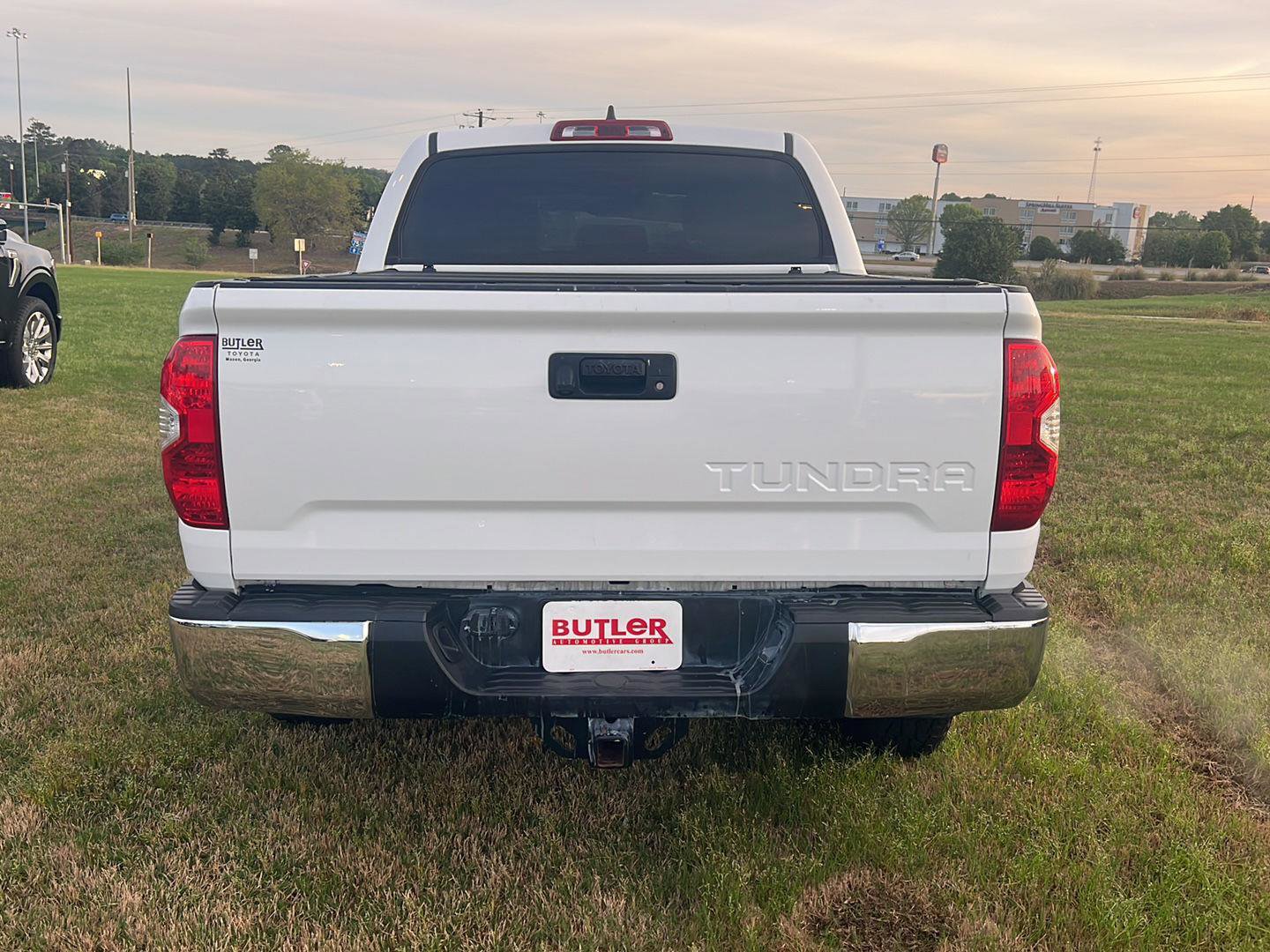 Used 2020 Toyota Tundra Limited w/ TRD Off-Road Package image 5