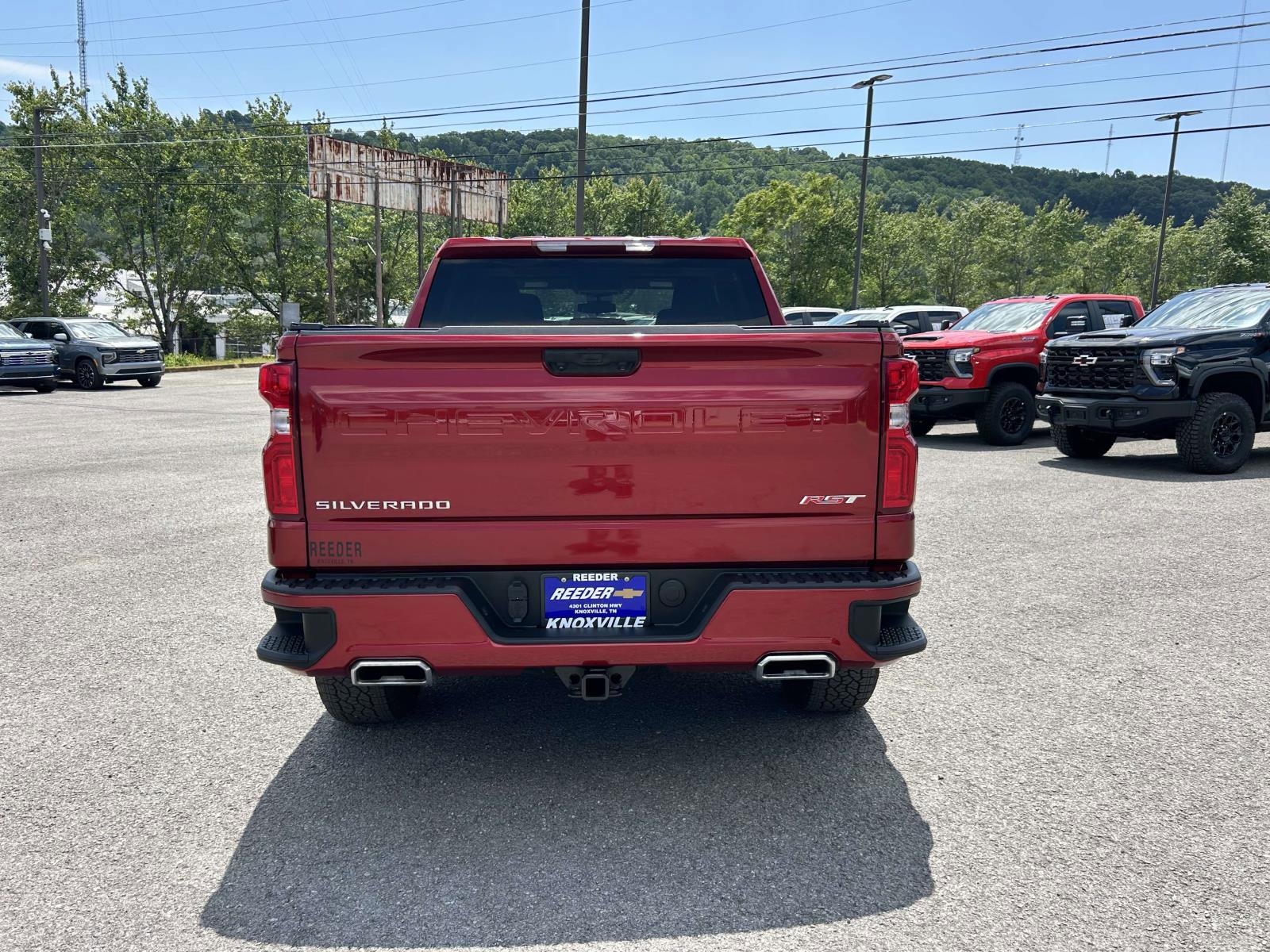 Used 2024 Chevrolet Silverado 1500 RST AWD/4WD image 4