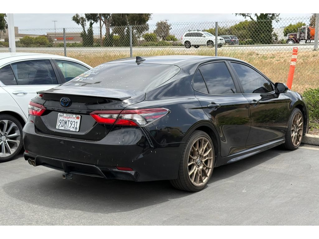 Used 2023 Toyota Camry SE w/ Convenience Package FWD image 5