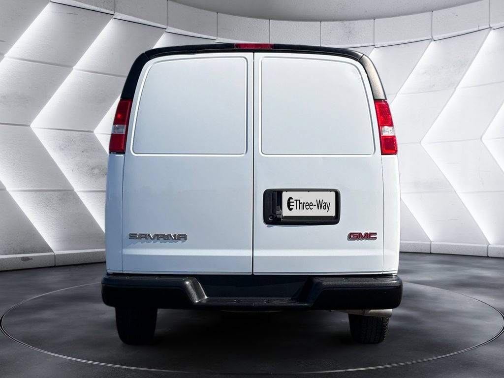 Certified 2023 GMC Savana 2500 Extended w/ Driver Convenience Package RWD image 4