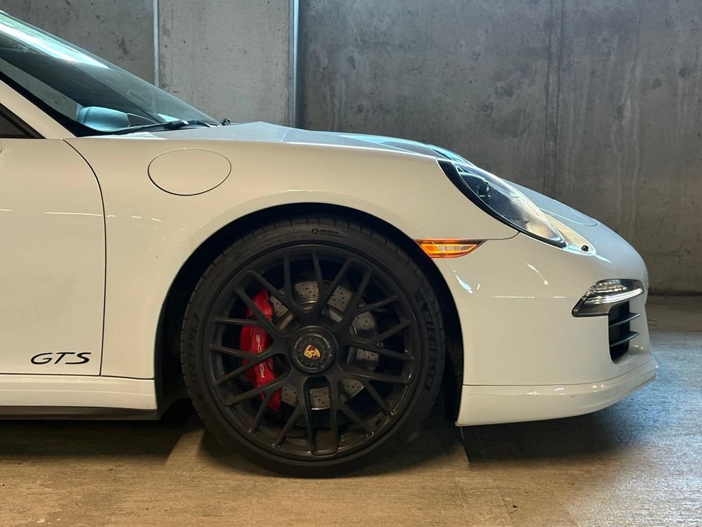 Used 2015 Porsche 911 Cabriolet image 12