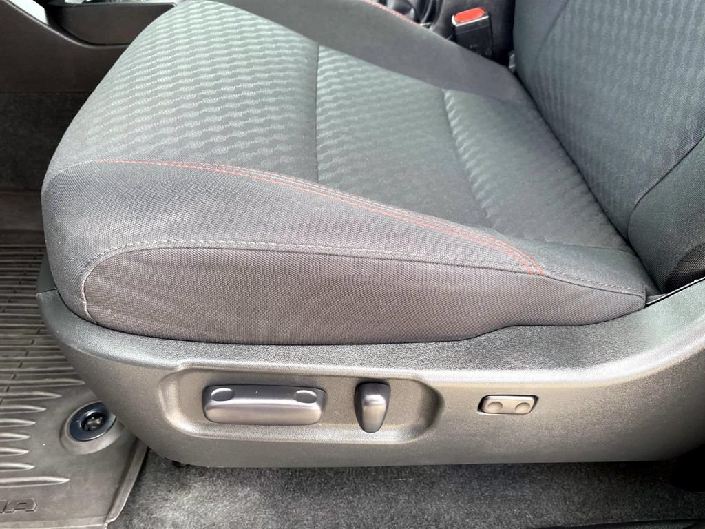 Used 2023 Toyota Tacoma SR5 AWD/4WD image 23