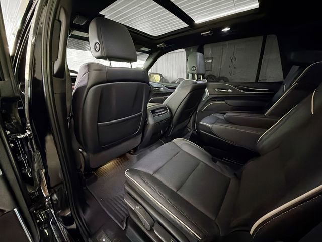 Used 2024 Cadillac Escalade Sport w/ Touring Package AWD/4WD image 9