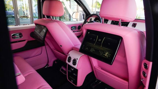 Used 2024 Rolls-Royce Cullinan Sport Utility image 94