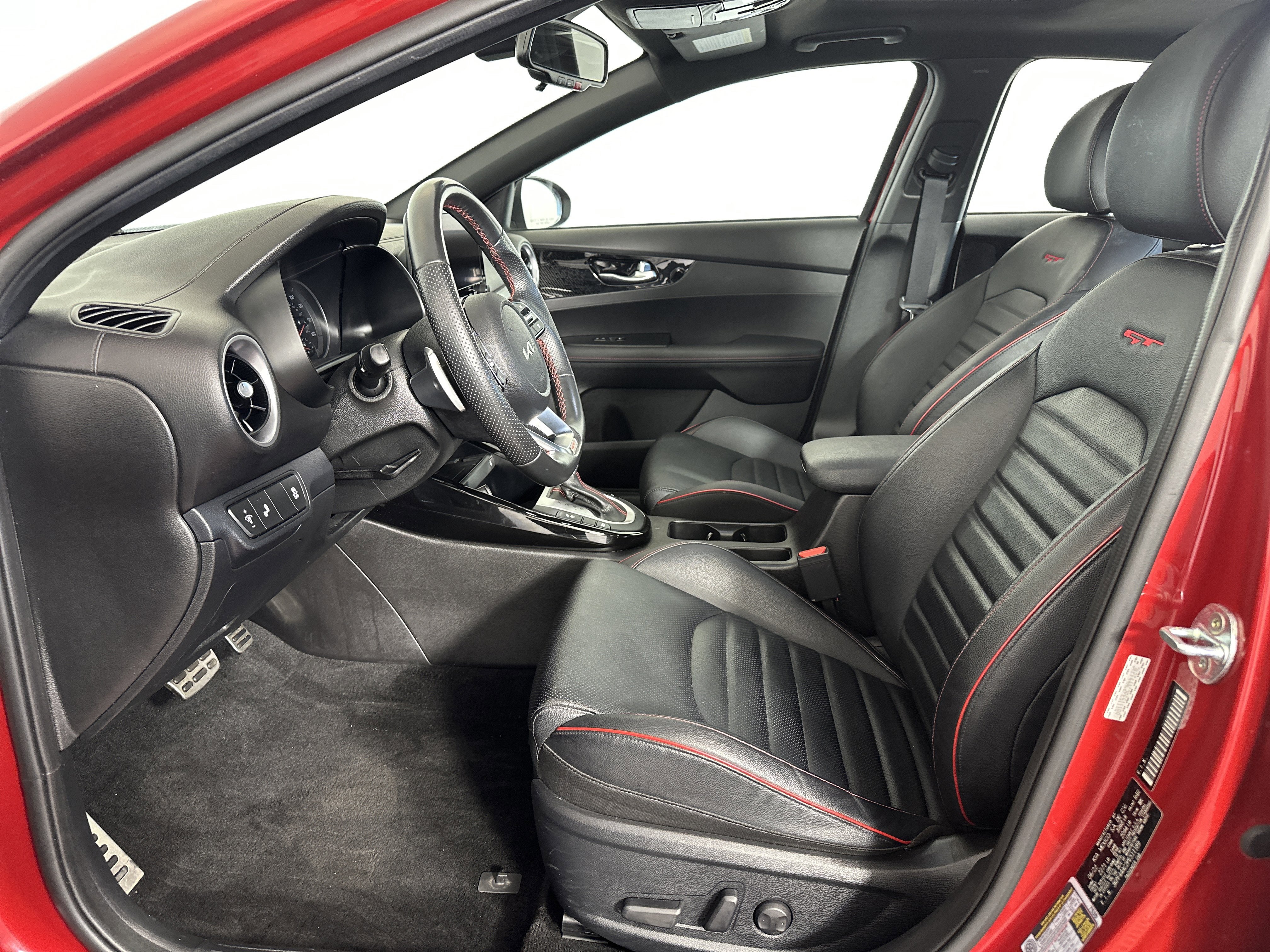 Used 2023 Kia Forte GT w/ GT2 Package image 6