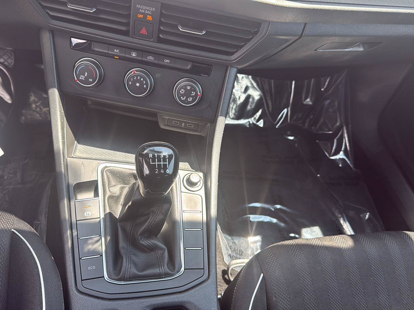 Used 2022 Volkswagen Jetta Sport FWD image 6