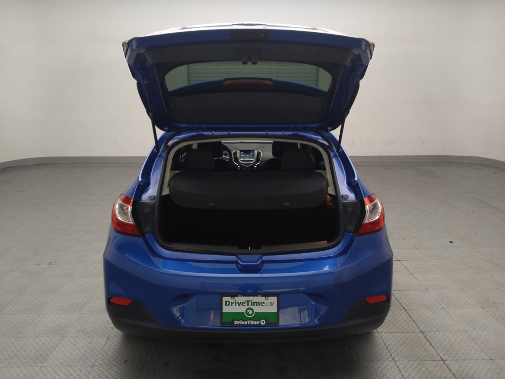 Used 2017 Chevrolet Cruze LT w/ Convenience Package FWD image 29