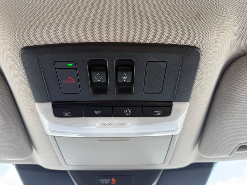 Used 2023 Nissan Pathfinder Platinum AWD/4WD image 17