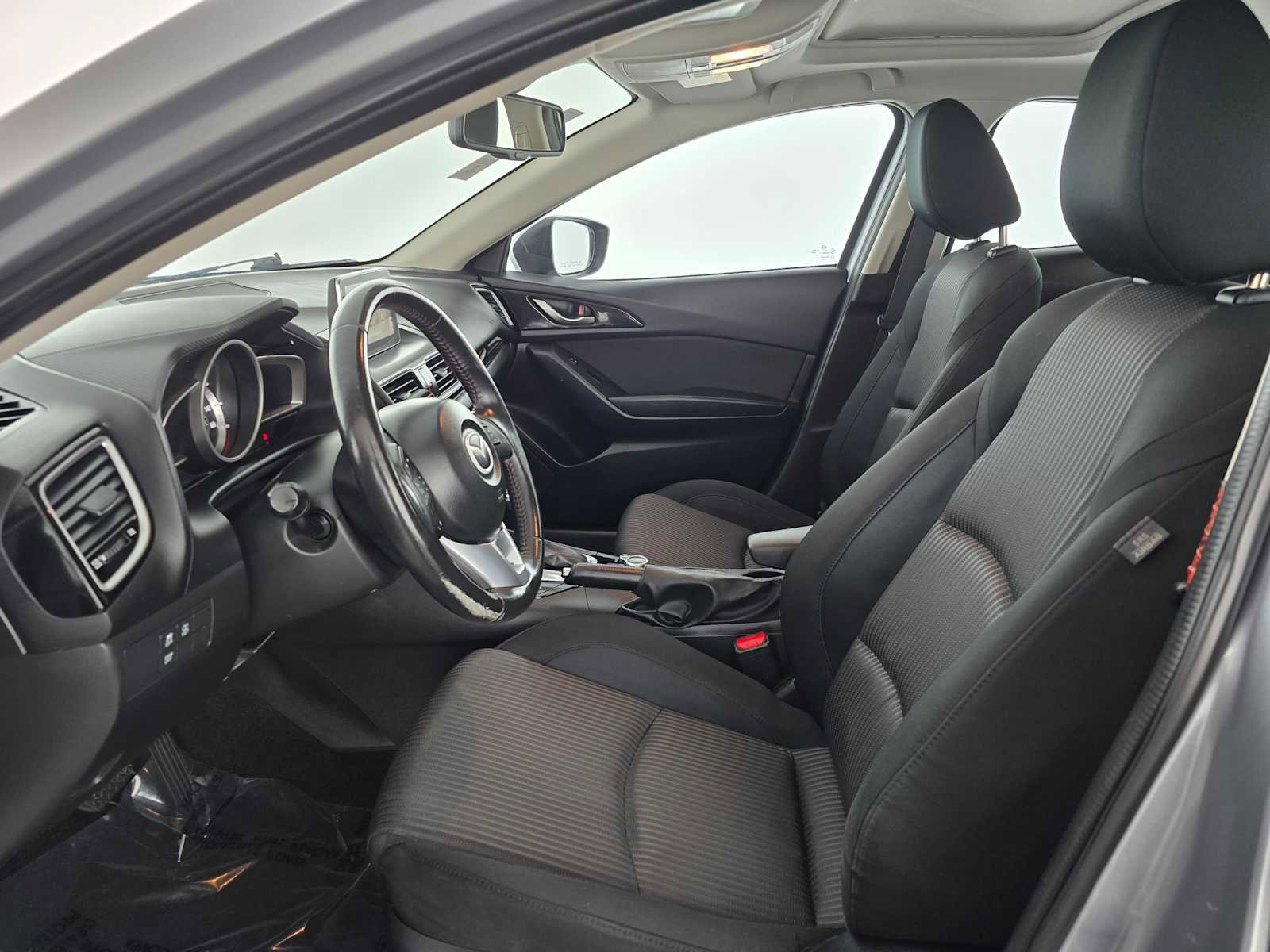 Used 2016 MAZDA MAZDA3 i Touring w/ Popular Equipment Package image 20