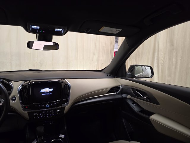 Used 2023 Chevrolet Traverse LT AWD/4WD image 26