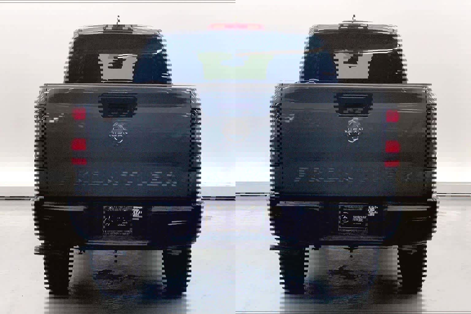 Used 2024 Nissan Frontier S image 3