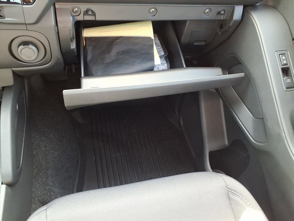 Used 2026 Nissan Frontier SV w/ Tow Package image 15