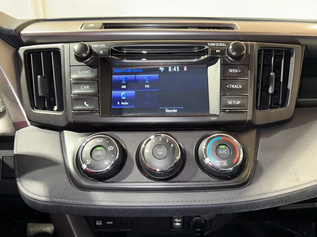 Used 2017 Toyota RAV4 LE w/ Carpet Mat Package AWD/4WD image 25