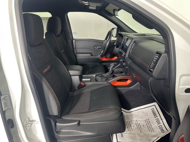 Used 2022 Nissan Frontier PRO-4X w/ Technology Package image 16