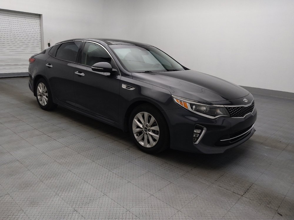 Used 2018 Kia Optima S w/ Panoramic Sunroof Package FWD image 11
