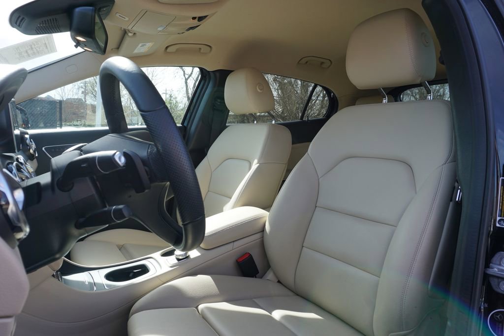 Used 2019 Mercedes-Benz GLA 250 4MATIC image 12