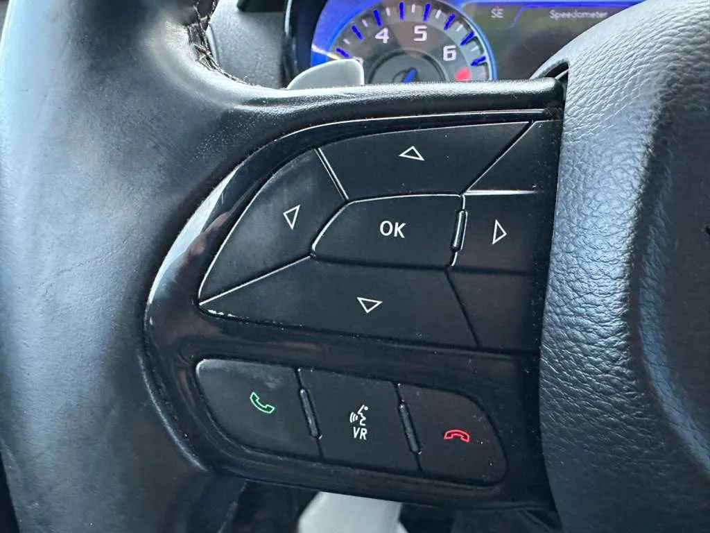 Used 2019 Chrysler 300 S image 32