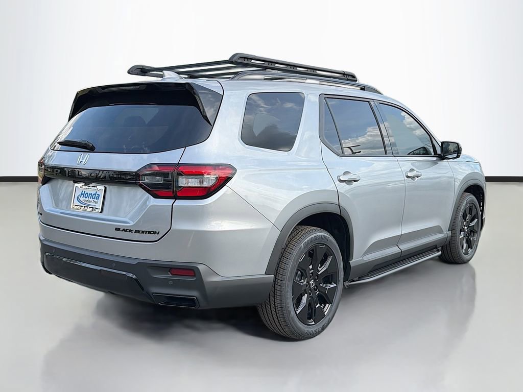 New 2026 Honda Pilot Black Edition image 5