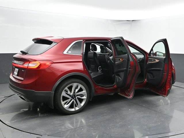 Used 2016 Lincoln MKX Reserve w/ Driver Assistance Package image 37