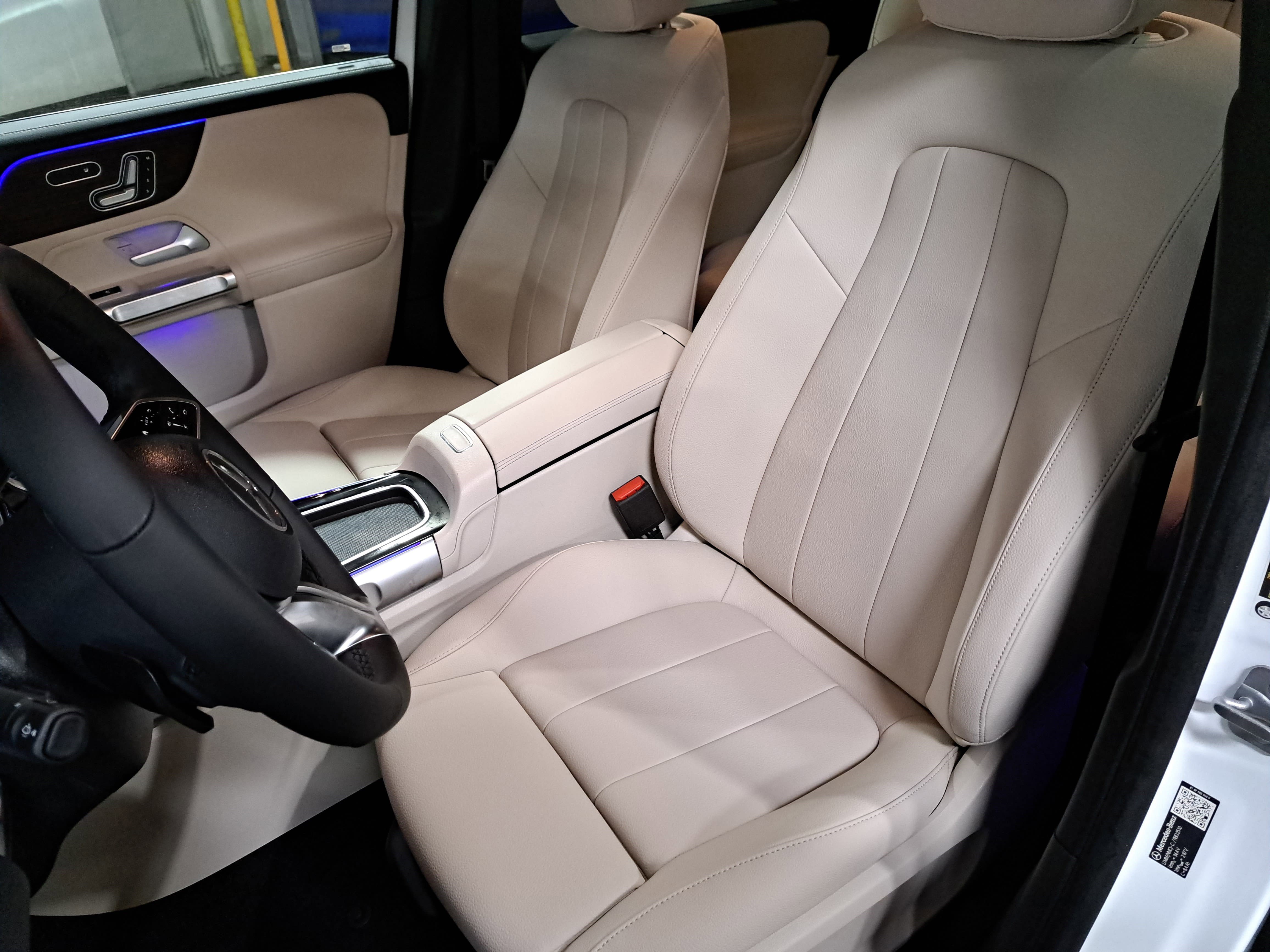 New 2026 Mercedes-Benz GLB 250 4MATIC image 16