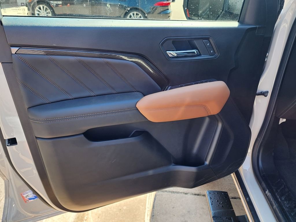 New 2026 GMC Canyon AT4 image 13