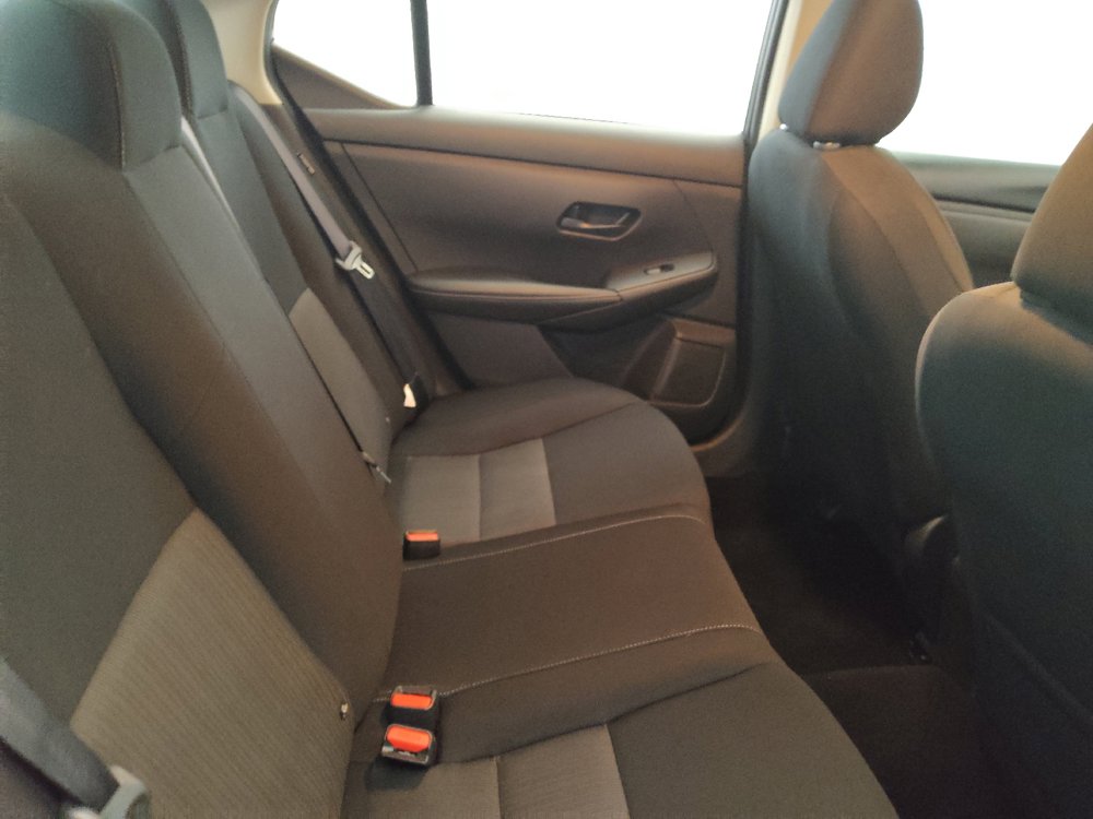 Used 2025 Nissan Sentra SV FWD image 19