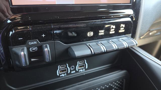 New 2026 RAM 3500 Big Horn AWD/4WD image 28