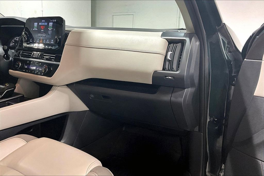 Used 2023 Nissan Pathfinder SL w/ SL Premium Package image 19