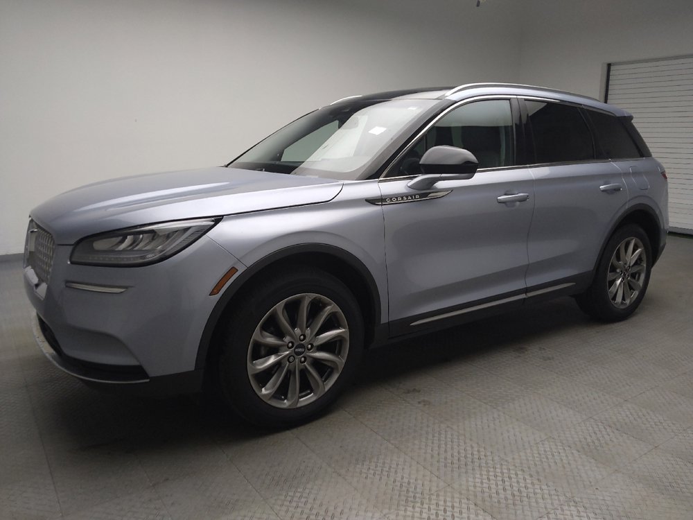 Used 2022 Lincoln Corsair AWD w/ Premium Package image 2