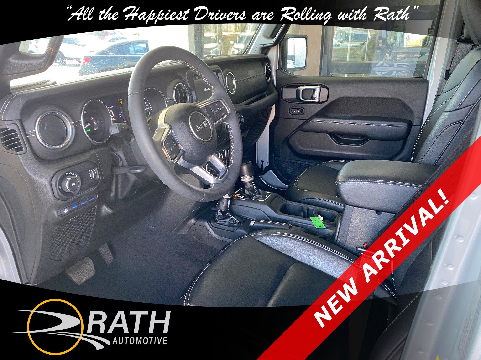 Used 2023 Jeep Wrangler Sahara AWD/4WD image 12