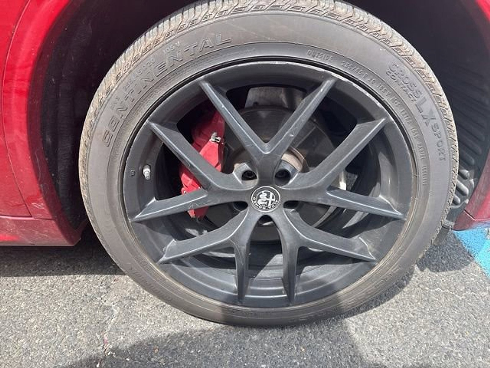 Used 2021 Alfa Romeo Stelvio Ti w/ Nero Edizione image 10