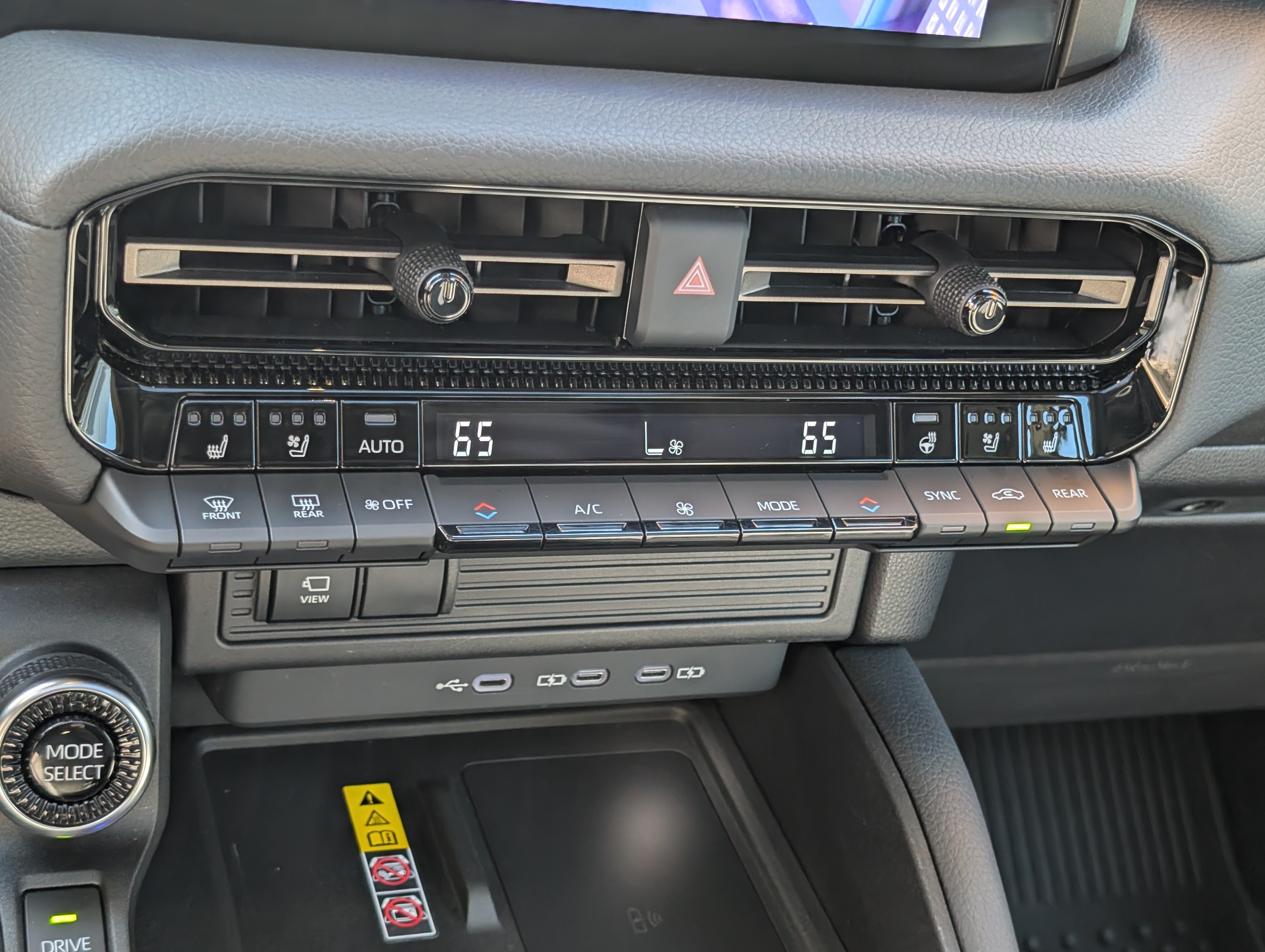 Used 2024 Toyota Land Cruiser AWD/4WD image 32