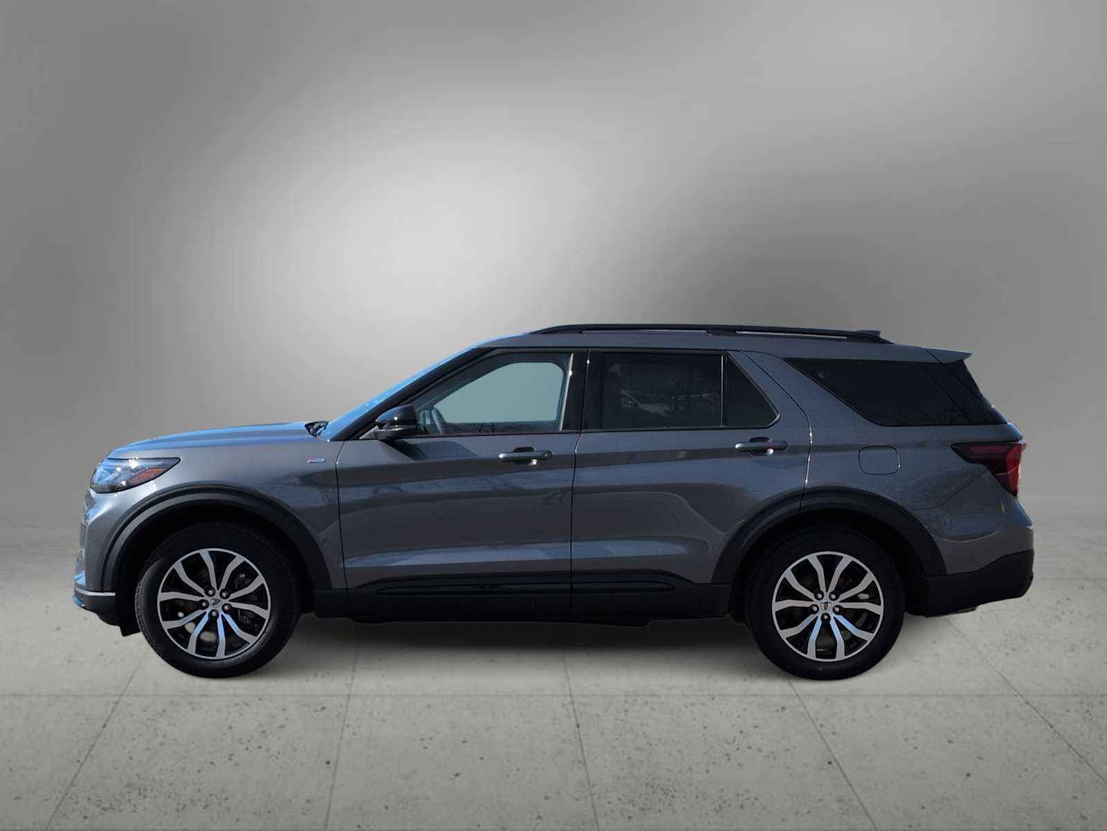 Used 2026 Ford Explorer ST-Line image 5