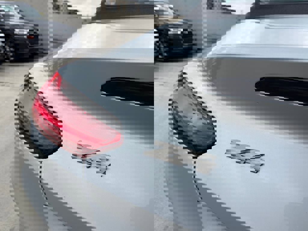 Used 2022 BMW Z4 M40i image 9