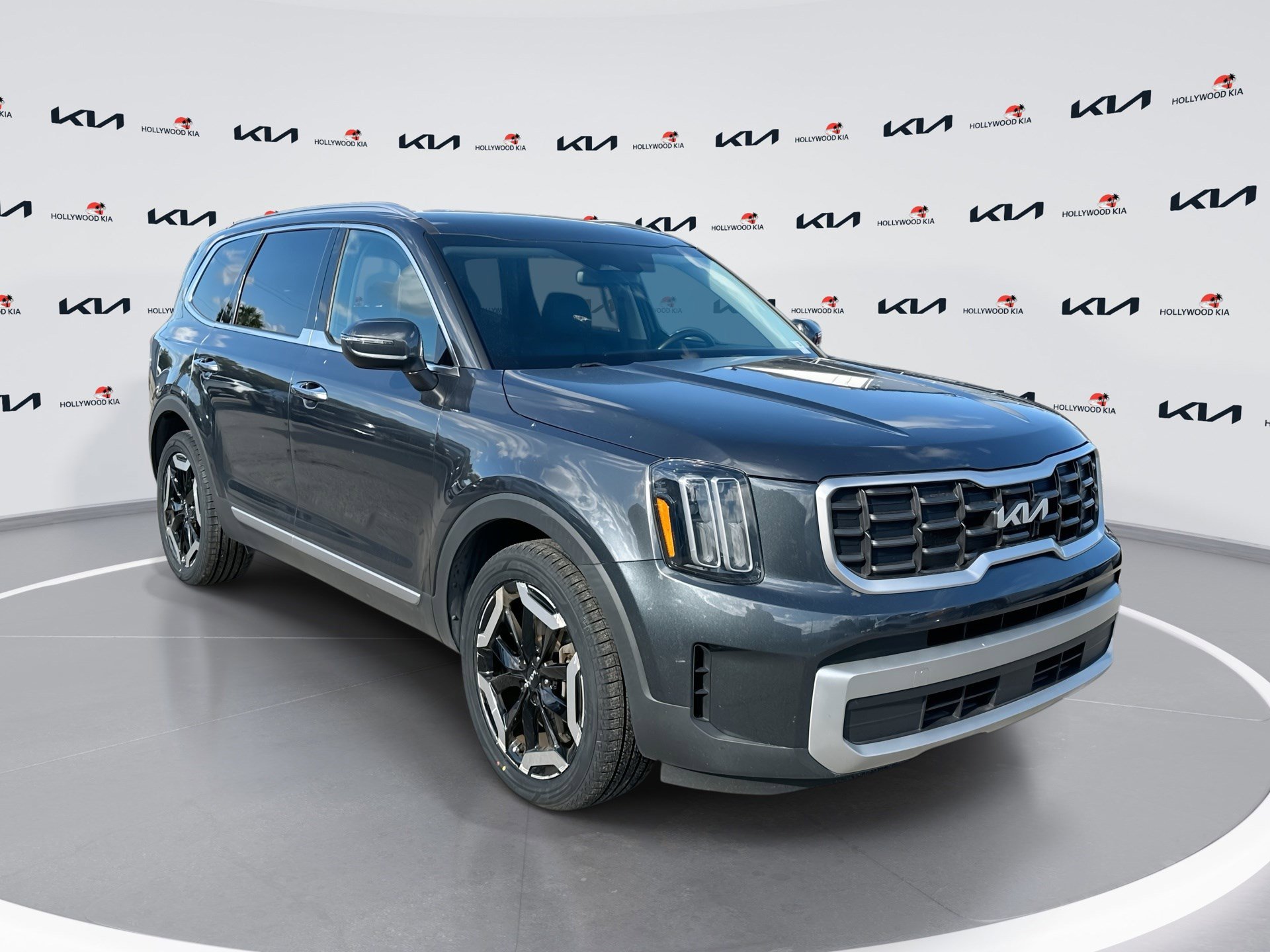 Certified 2023 Kia Telluride S