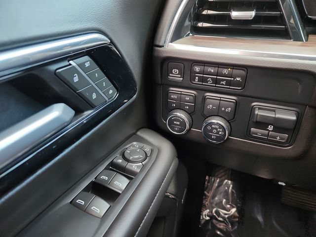 Used 2025 Chevrolet Tahoe Z71 w/ Z71 Off-Road Package AWD/4WD image 39