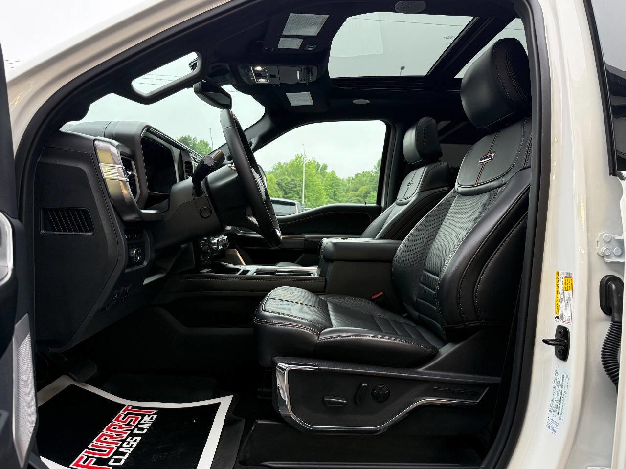 Used 2024 Ford F350 Platinum w/ FX4 Off-Road Package image 22