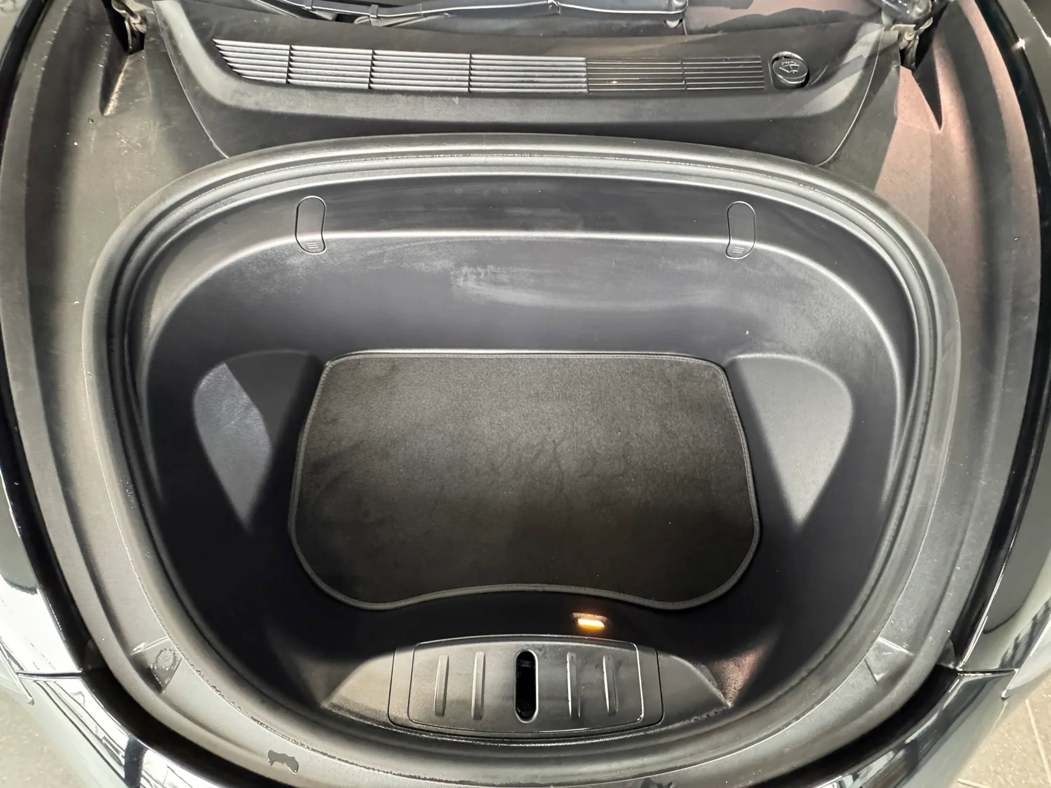 Used 2018 Tesla Model 3 Long Range image 31